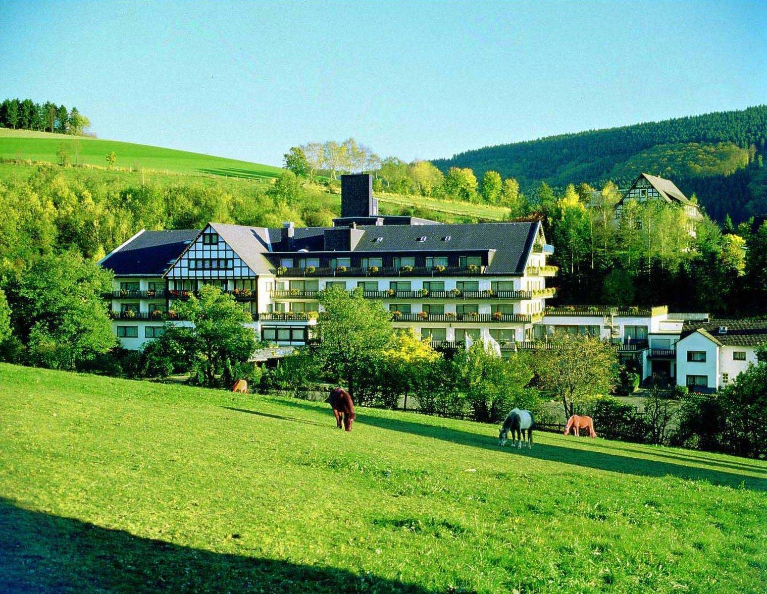 Sauerland Alpin Hotel Schmallenberg Esterno foto